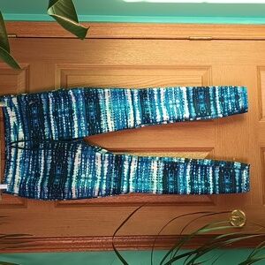 Ladies Danskin work out pants. Size M 8-10